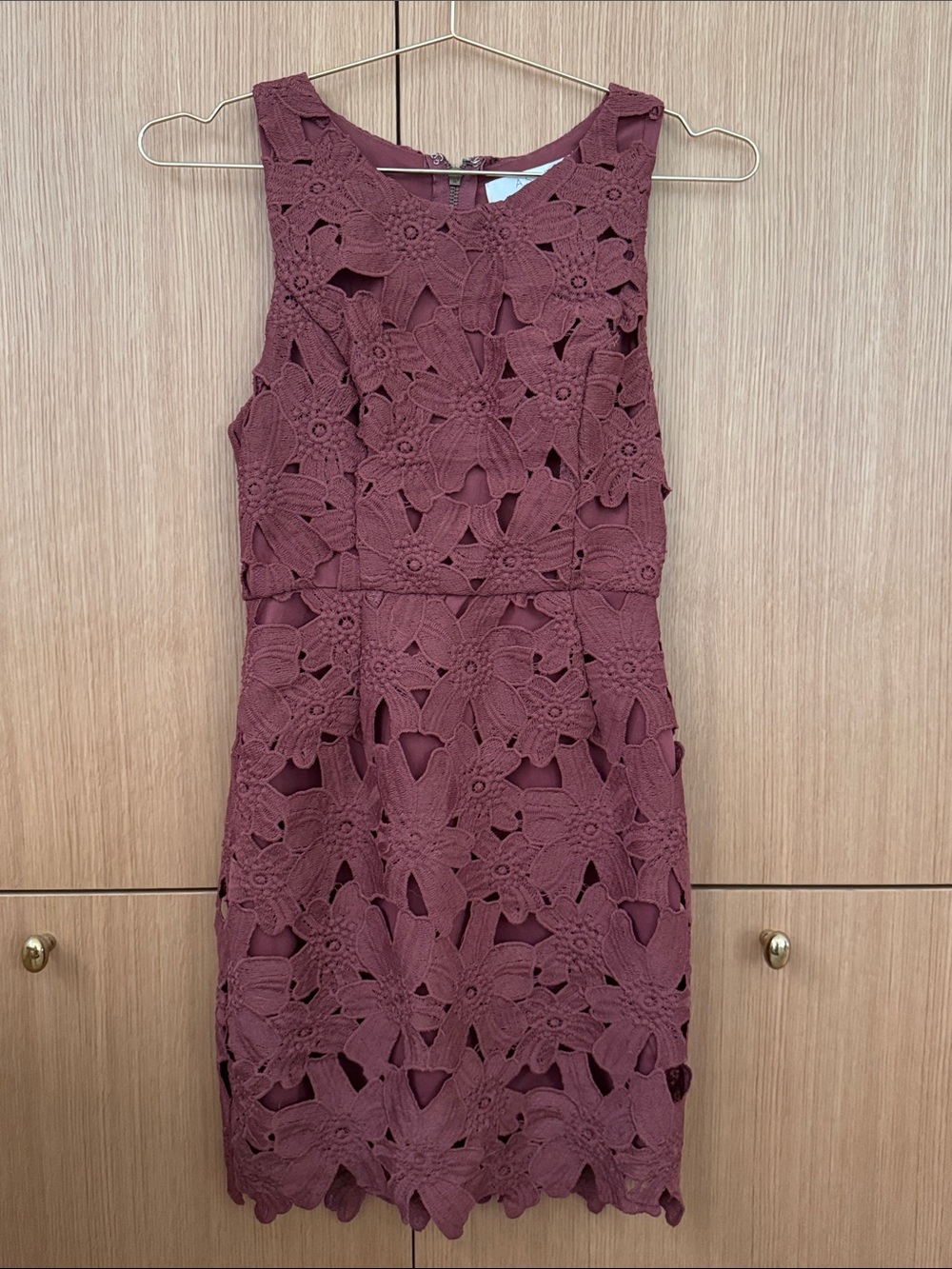 ASTR Sleeveless Floral Crochet Lace Mini Dress - S